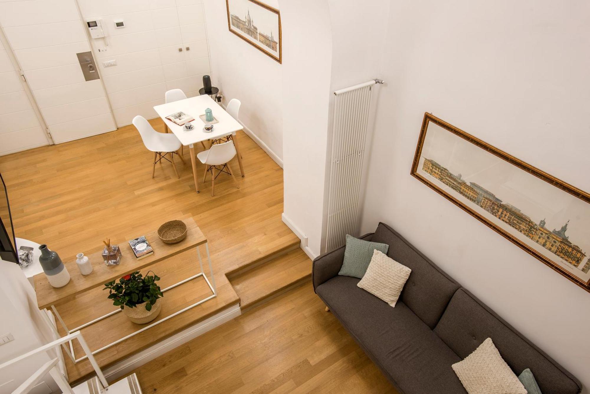 Holidays Teatro Pace Рим Екстер'єр фото